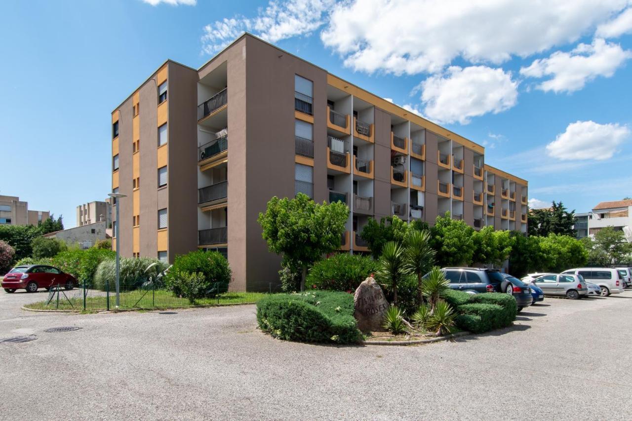 Les Flamants Roses - Studio Avec Balcon Nîmes Exterior foto